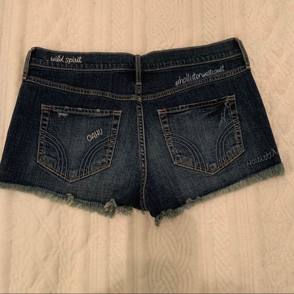 Hollister Shorts - Picture 2 of 9